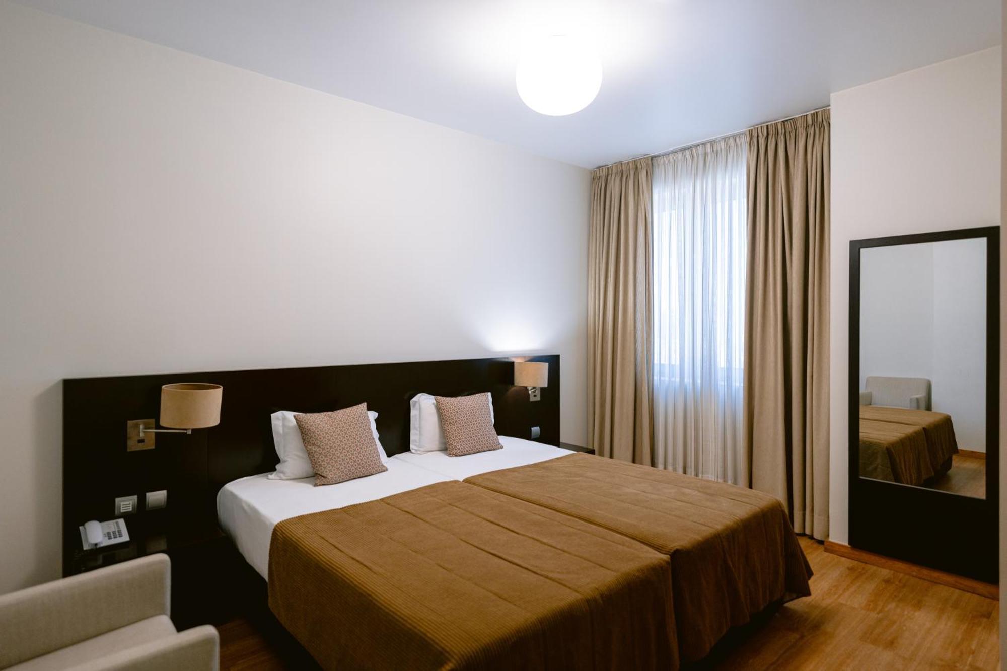 Hotel Conde De Agueda Luaran gambar