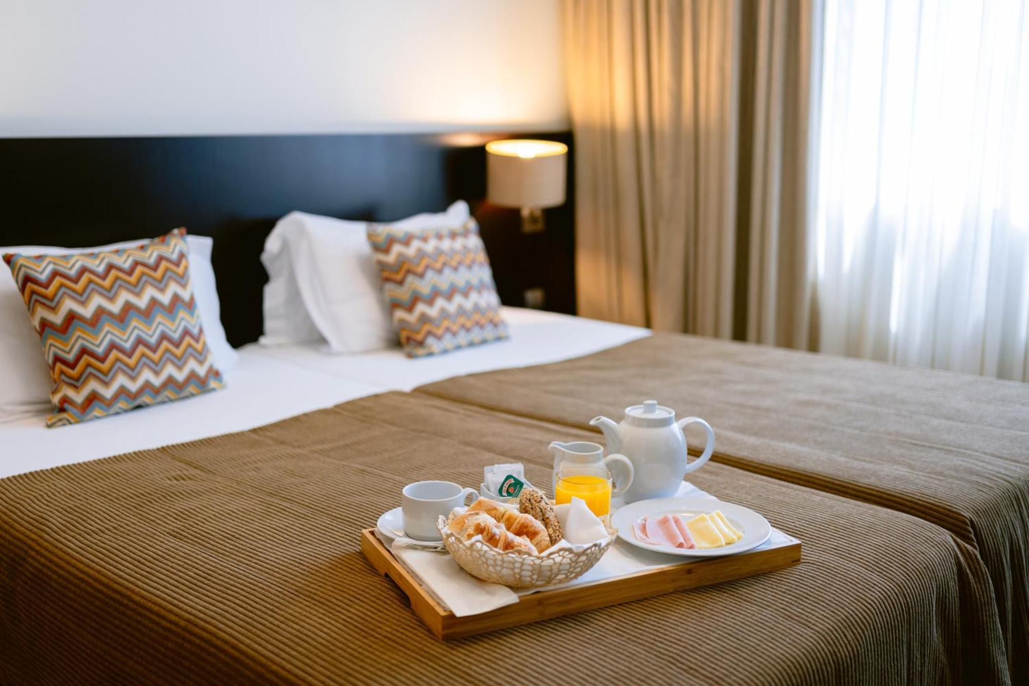 Hotel Conde De Agueda Luaran gambar
