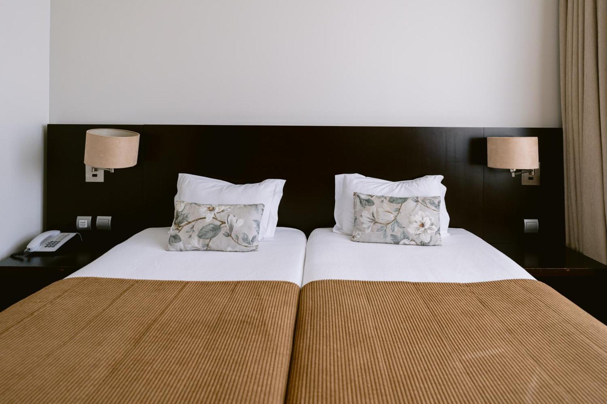 Hotel Conde De Agueda Luaran gambar