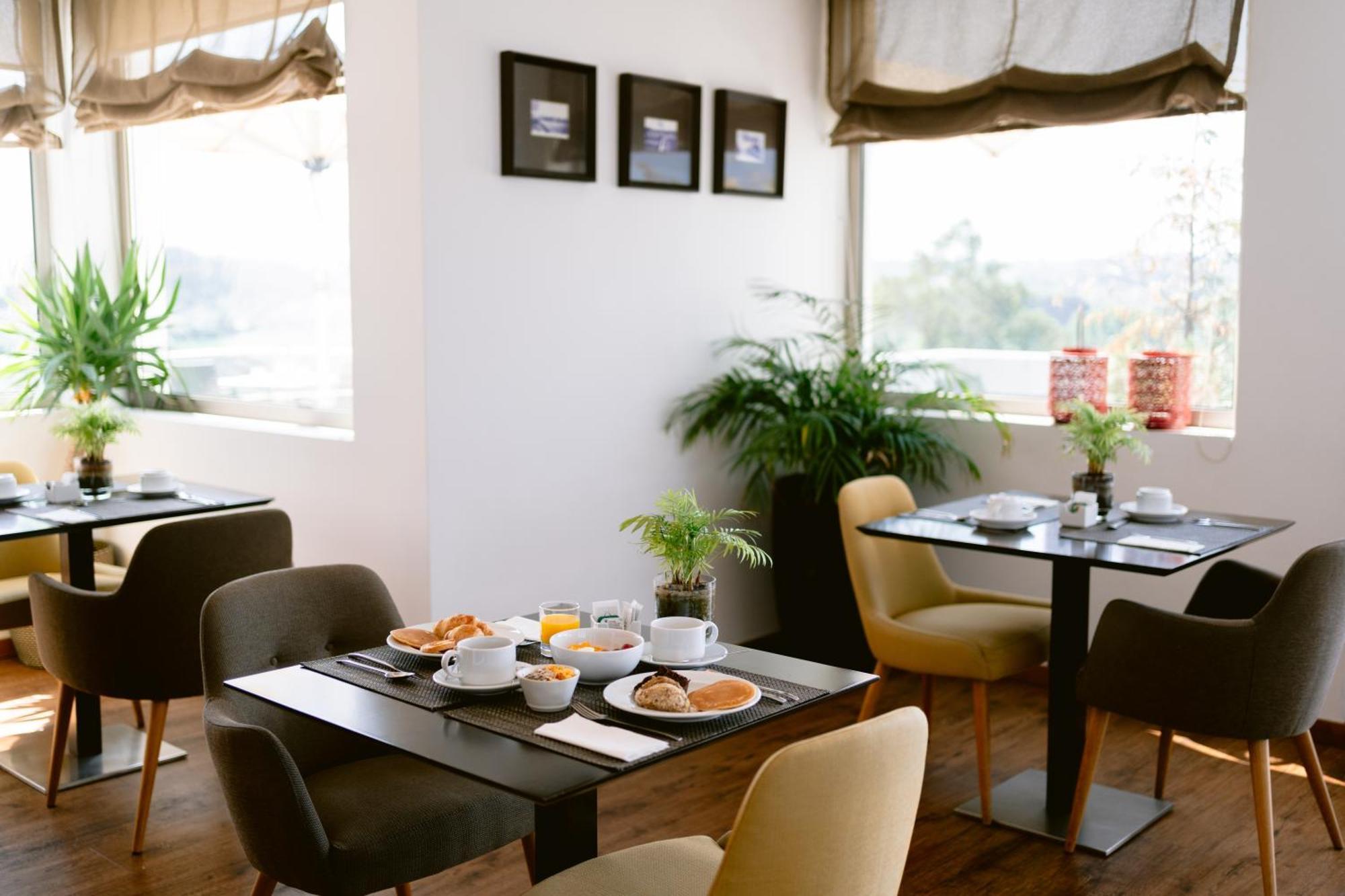 Hotel Conde De Agueda Luaran gambar