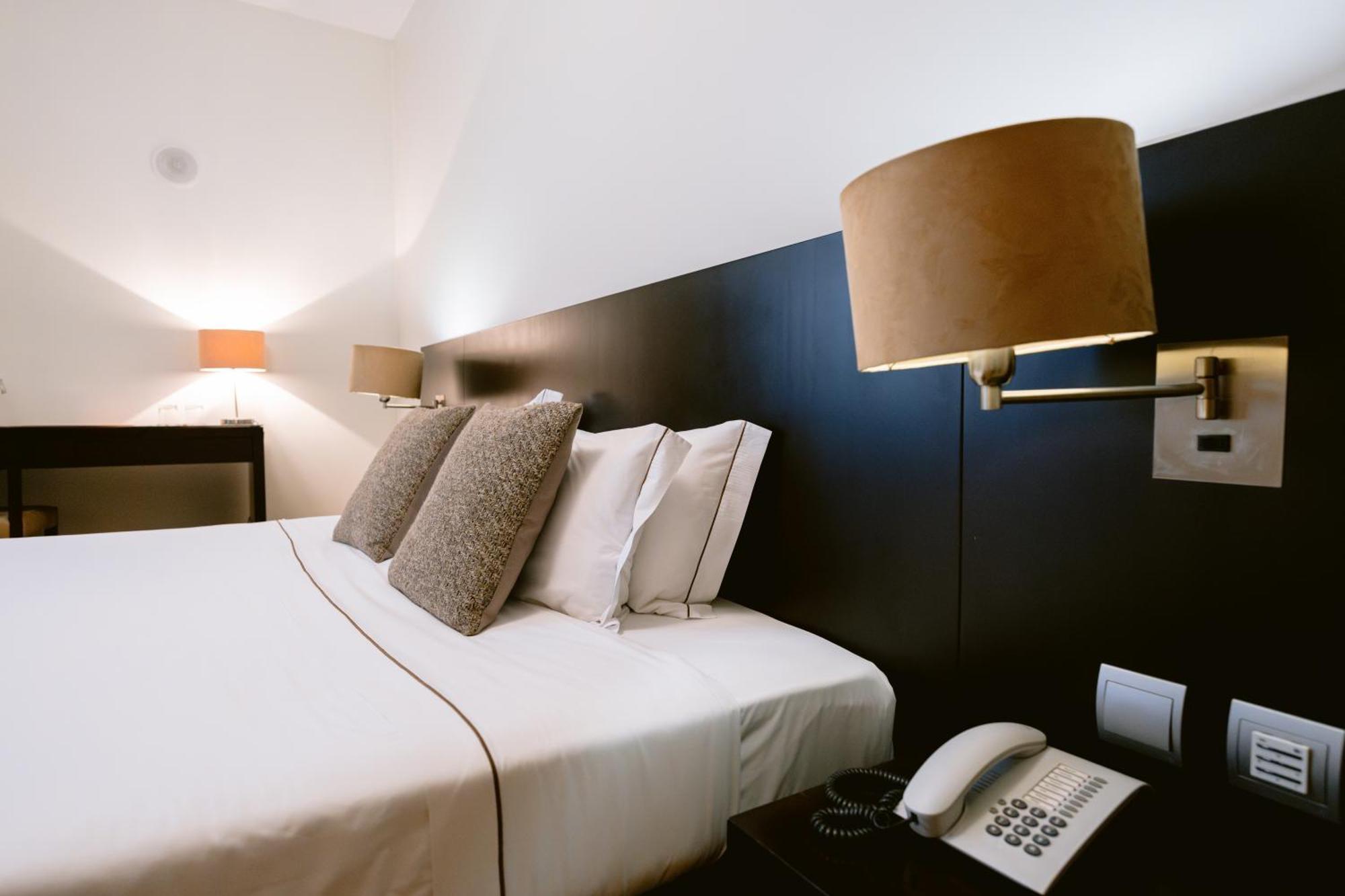 Hotel Conde De Agueda Luaran gambar